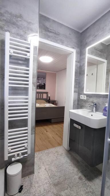 Schoenes Gemuetliches Haus Toplage 프라인스하임 외부 사진